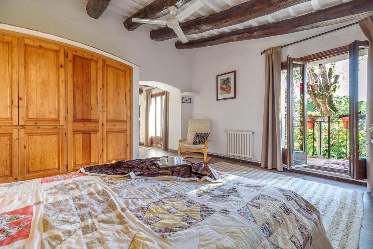 Masía Can Manent del Bosc S XVIII Santa Eulalia de Ronsaná Exterior foto