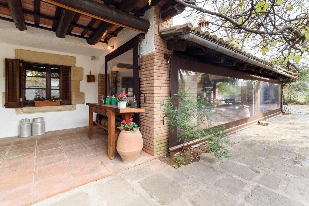 Masía Can Manent del Bosc S XVIII Santa Eulalia de Ronsaná Exterior foto