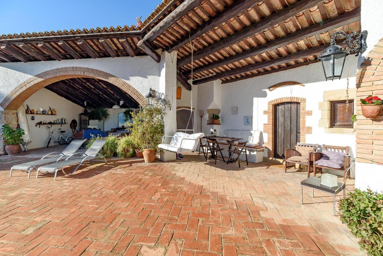 Masía Can Manent del Bosc S XVIII Santa Eulalia de Ronsaná Exterior foto