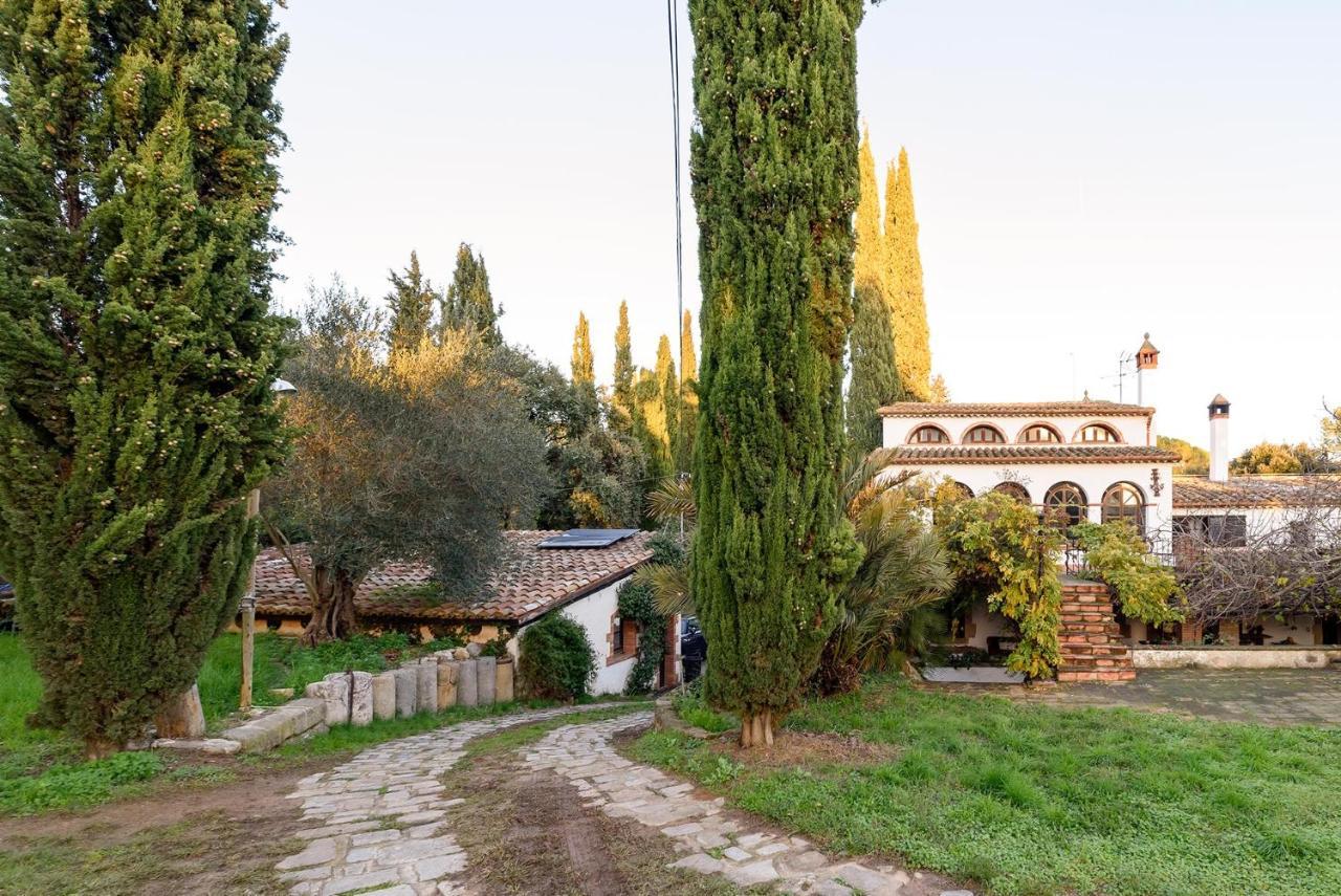 Masía Can Manent del Bosc S XVIII Santa Eulalia de Ronsaná Exterior foto