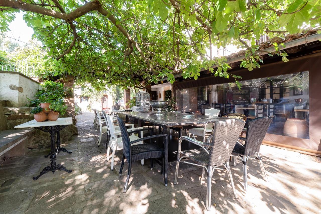 Masía Can Manent del Bosc S XVIII Santa Eulalia de Ronsaná Exterior foto