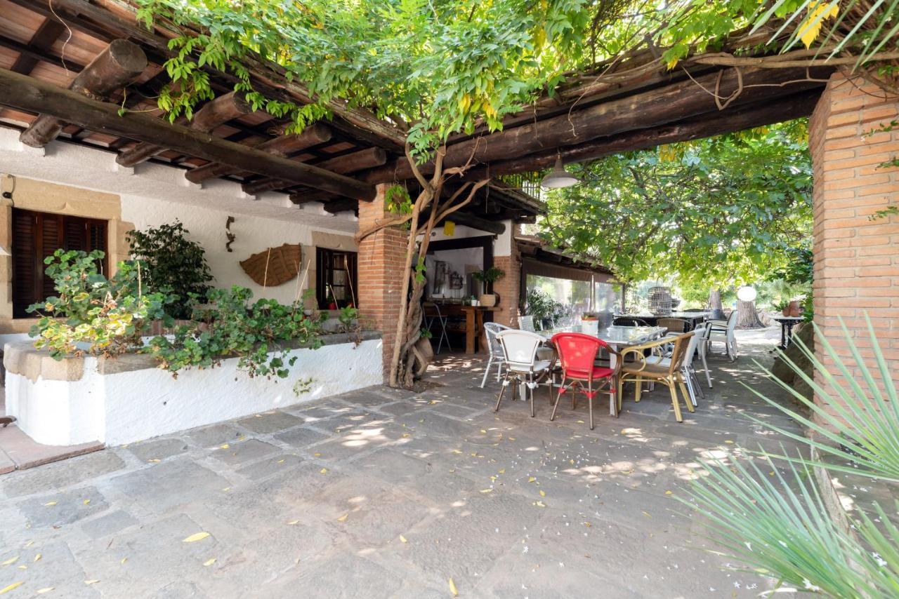 Masía Can Manent del Bosc S XVIII Santa Eulalia de Ronsaná Exterior foto