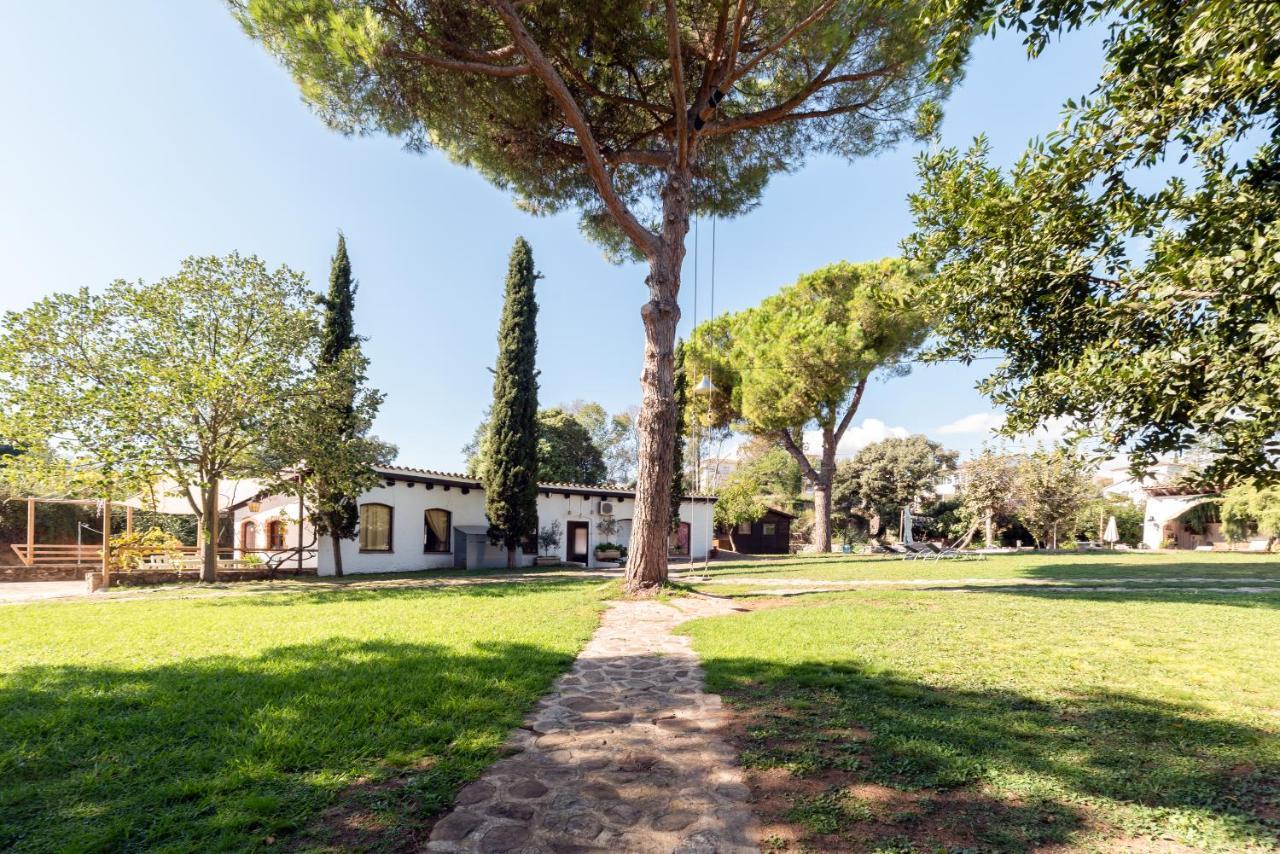 Masía Can Manent del Bosc S XVIII Santa Eulalia de Ronsaná Exterior foto